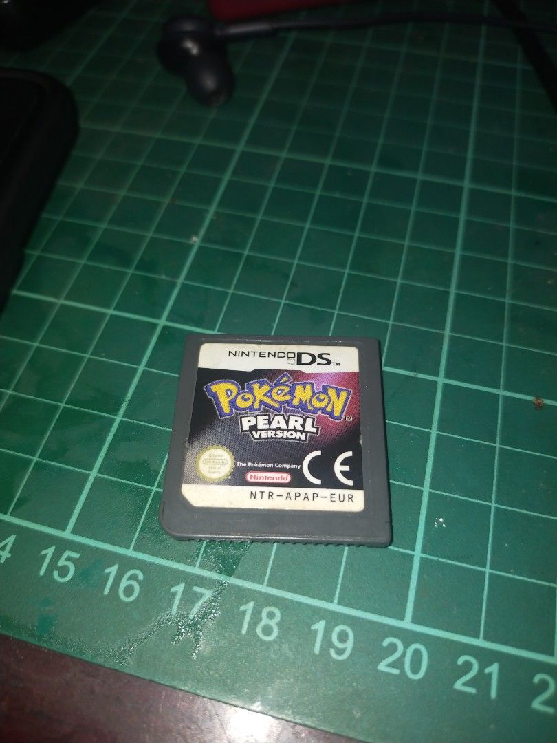 DS POKEMON PEARL VERSION (Category: Nintendo) located in Manila. Submitted by avaritiahobbyshop (Listing ID 1468470633, Image 1). Description: wysiwyg! tested and working! can be shipped nationwide via LBC COP! if you prefer lalamove have the driver pay for it and you book it! NO REFUNDS..