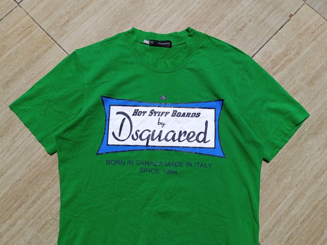 Dsquared² (Category: Activewear) located in Glan. Submitted by cpaharodde48008 (Listing ID 1468406547, Image 3). Description: Dsquared² Unisex Tshirt Excellent to new Size Large on tag Small to medium Men Large to Women Width - 19 x Length - 27 No crack print Solid neto boss🔥.