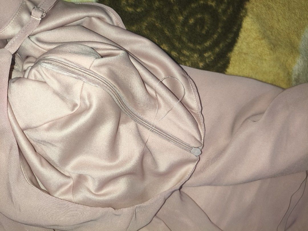 Dusty pink single-strap evening dress (Category: Evening dresses & gowns) located in Mandaluyong City. Submitted by unorthodoxy (Listing ID 1468398495, Image 3). Description: - Worn once (wedding), still in good condition, minor issue is uploaded - For a 5'3 height, it’s floor length - Can provide actual image of how it is when worn - BODYCON, dark/wine red in color, one-side longsleeves - Evening dress, SINGLE-STRAP, zipper on the side, chiffon 