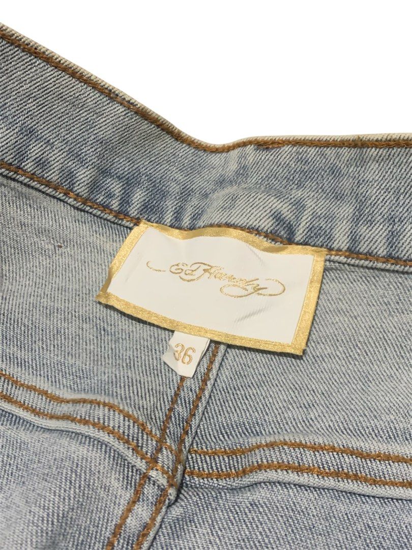 Ed Hardy (Category: Jeans) located in Manila. Submitted by lyf_7hrift (Listing ID 1468371977, Image 3). Description: Ed Hary Pants P2,000 43L 36W Dimes 9.5/10 Color Rate Excellent Condition.