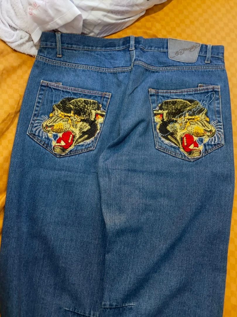 Ed hardy tiger jeans (Category: Jeans) located in Caloocan City. Submitted by summit5 (Listing ID 1468346677, Image 1). Description: size 40 on tag 1500 shipped.