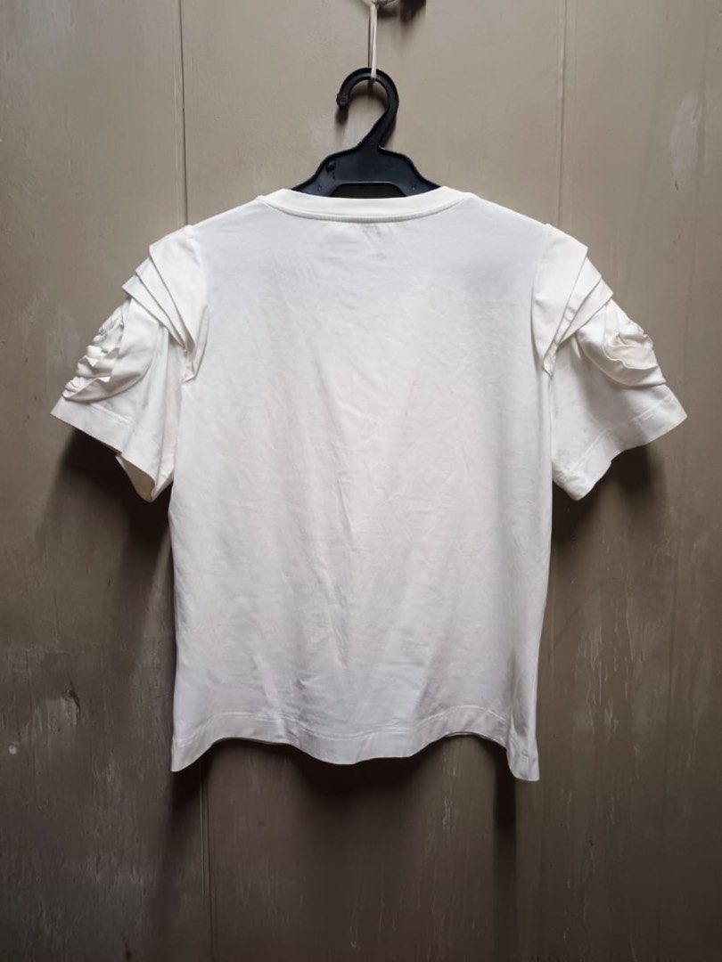 EDWARD ACHOUR PARIS (Category: Shirts) located in Dasmarinas. Submitted by jessputrages (Listing ID 1468450592, Image 2). Description: For sale Edward Archour Paris Excellent condition No issue 700 plus shipping fee Pm for more details.