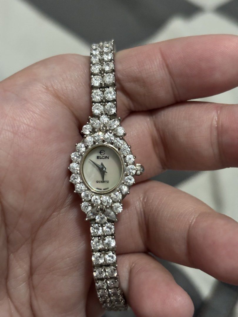 Elgin Dress Watch (Category: Women's Watches) located in Manila. Submitted by timelesswatchbyclaaa2.0 (Listing ID 1468372043, Image 1). Description: 24mm Sign of use Complete stone Mop dial Up to 7 inch wrist size As is.