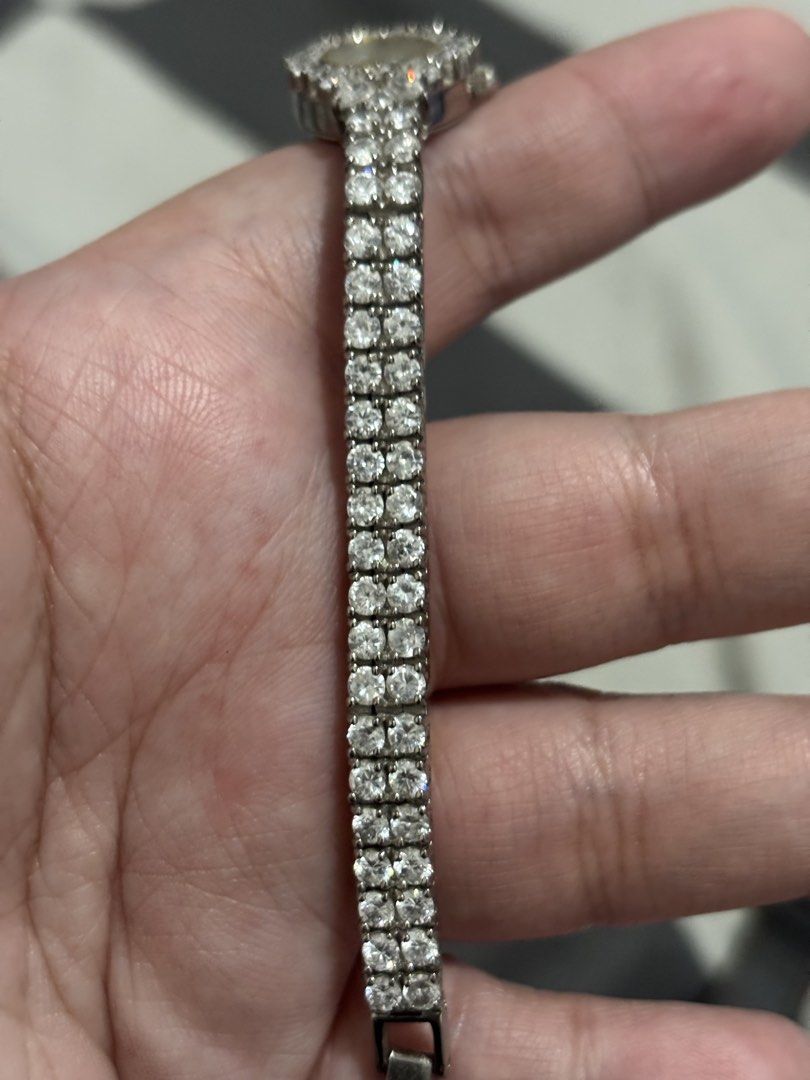 Elgin Dress Watch (Category: Women's Watches) located in Manila. Submitted by timelesswatchbyclaaa2.0 (Listing ID 1468372043, Image 3). Description: 24mm Sign of use Complete stone Mop dial Up to 7 inch wrist size As is.