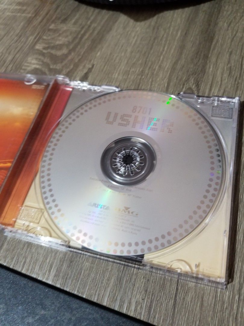 Eminem The Marshall Mathers LP Audio CD (Category: CDs & DVDs) located in Paranaque City. Submitted by m4rkjulius07672 (Listing ID 1468350711, Image 3). Description: - Artist/Album: Eminem - The Marshall Mathers LP (2000) - Condition: Minor surface wear on the case from storage; disc plays cleanly - Key Tracks: Stan, The Real Slim Shady, The Way I Am - Perfect for hip hop CD collectors and 2000s music fans price - 2000 /2k issue - broken case loc