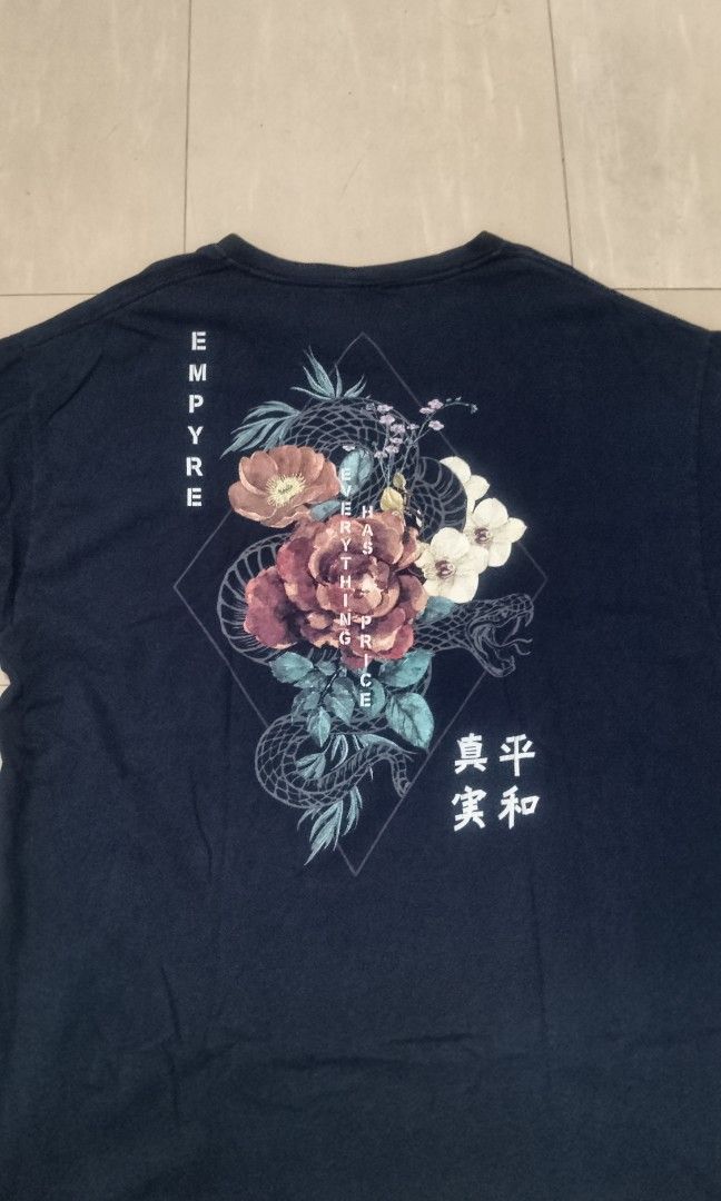 empyre tee (Category: Tshirts & Polo Shirts ) located in Oas. Submitted by yortzzz (Listing ID 1468283900, Image 2). Description: no issue.