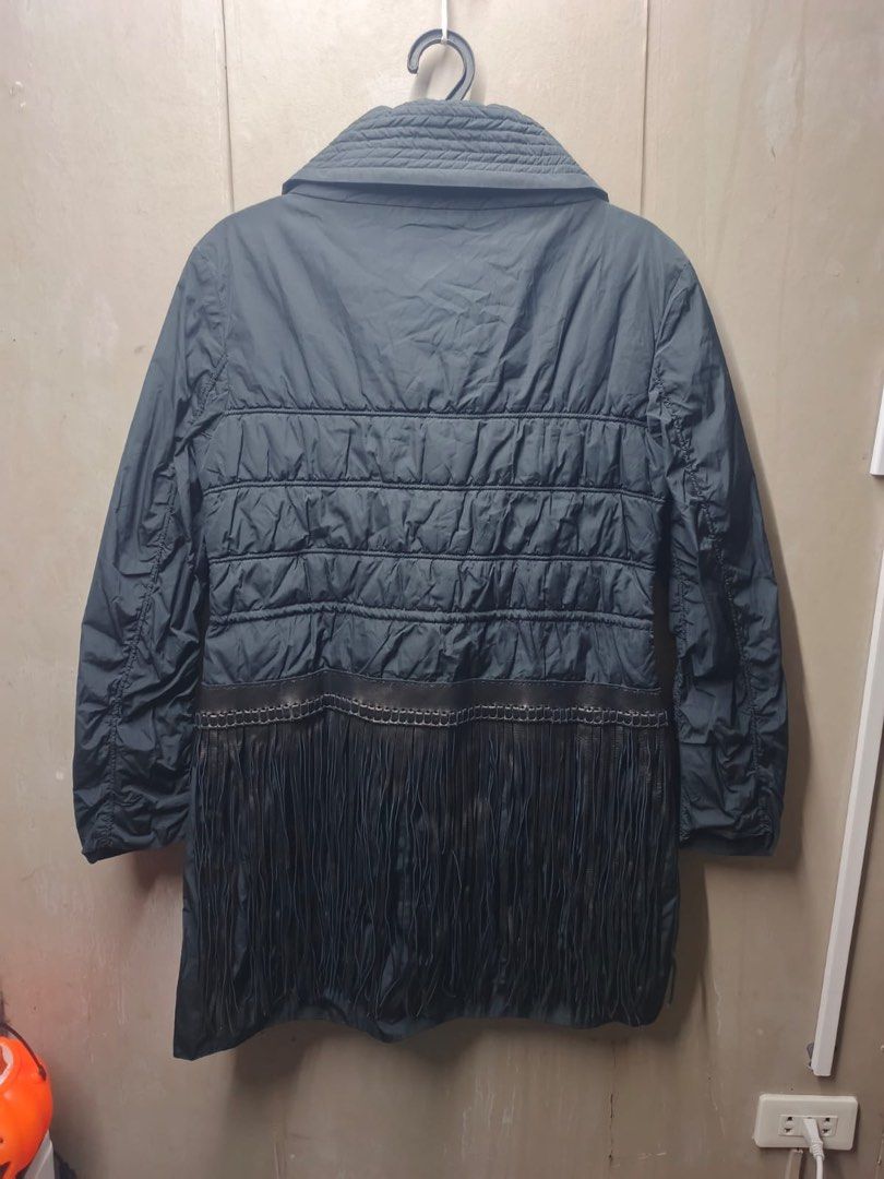 ERMANO SCERVINO (Category: Coats, Jackets and Outerwear) located in Dasmarinas. Submitted by jessputrages (Listing ID 1468435710, Image 2). Description: For sale Ermano Scervino Excellent condition No issue 5000 plus shipping fee Pm for more details.