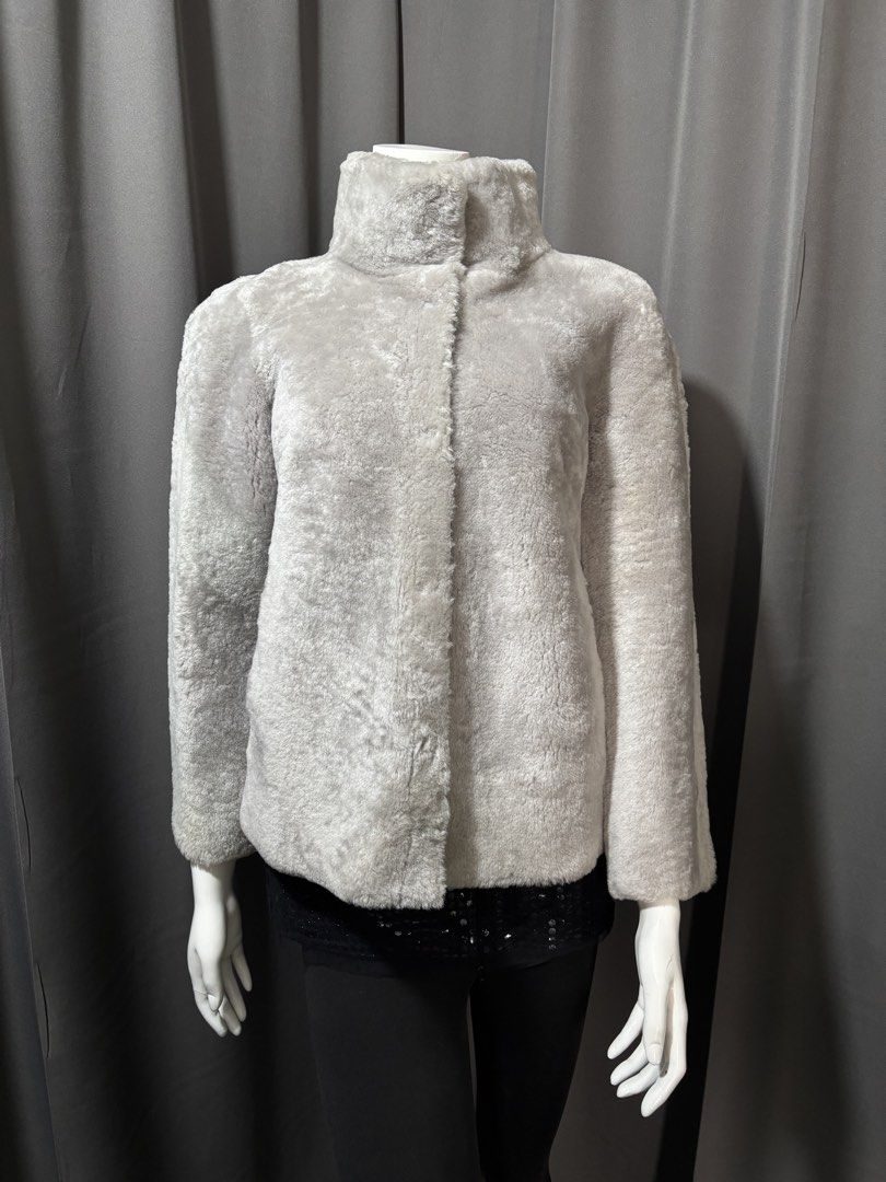 Escada Shearling Leather Jacket (Category: Coats, Jackets and Outerwear) located in Baguio. Submitted by thecollector2600 (Listing ID 1468297475, Image 2). Description: Size 36 20” x 23”.