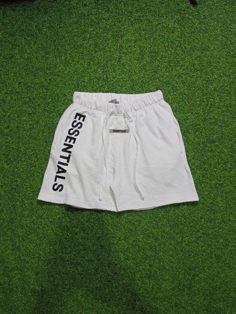 ESSENTIALS SWEATSHORT (Category: Shorts) located in Toledo. Submitted by rare_district (Listing ID 1468464477, Image 1). Description: Excellent Condition No issue Size XS on Tag Stretchable Waist 26 to Max length - 15" to 15.5".