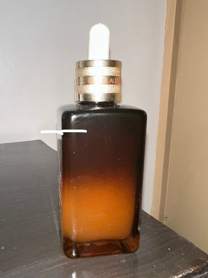 Estee Lauder Advanced Night Repair Serum Synchronized Multi-Recovery Complex (Category: Face Care) located in San Pedro. Submitted by cherelune (Listing ID 1468331084, Image 3). Description: .