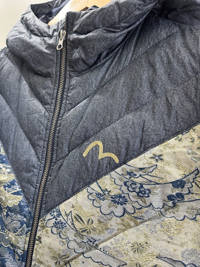 Evisu Puffer Jacket (Category: Coats, Jackets and Outerwear) located in Baguio. Submitted by .daryl (Listing ID 1468340961, Image 3). Description: 23 width 28 length .