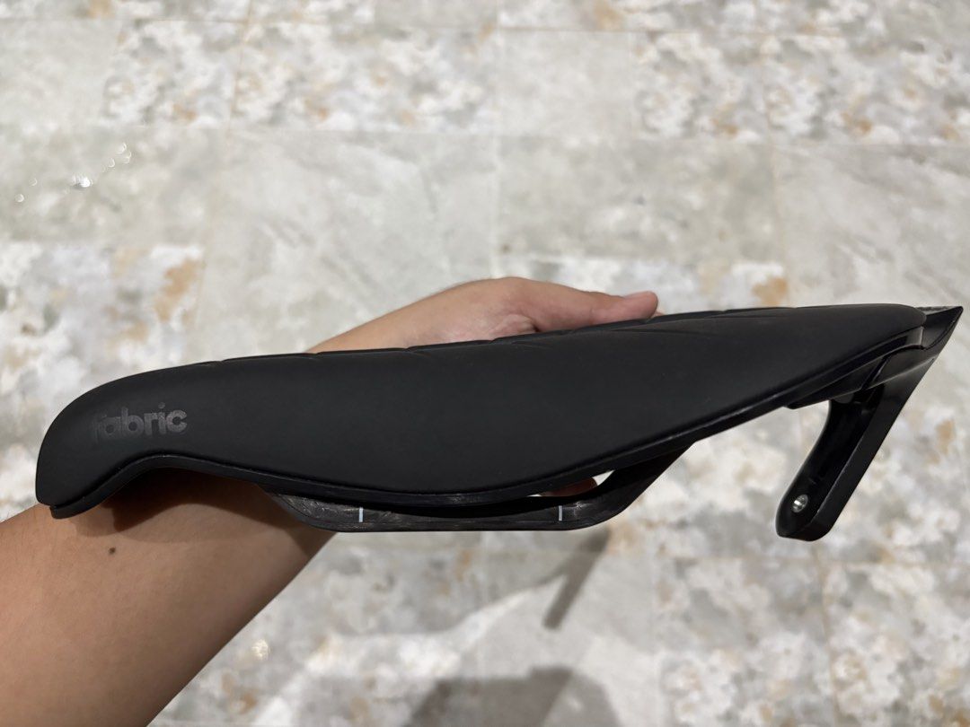 FABRIC tri saddle (Category: Bicycles) located in Muntinlupa City. Submitted by pinkmoscat.o (Listing ID 1468421749, Image 3). Description: Selling original Fabric triathlon saddle with BTS attachment and screws carbon rails Never used RFS: extra Shipping via lalamove or jnt shouldered by buyer Location: Muntinlupa Payment via Gcash, BPI, or RCBC only.