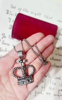 (Category: ) located in . Submitted by cestparfaitvintagejewelries (Listing ID 1468386840, Image 1). Description: .