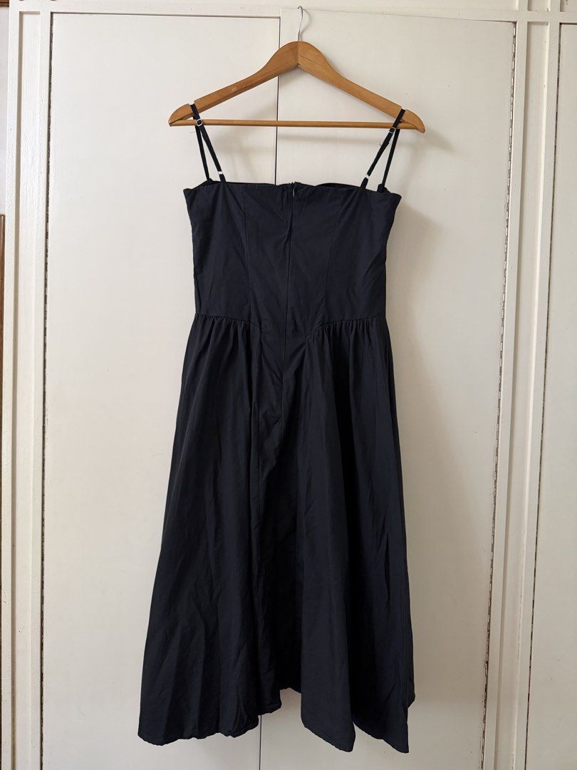 fave bustier dress (Category: Dresses) located in Cabanatuan. Submitted by brokegirlwholovesclothes (Listing ID 1468459236, Image 2). Description: - best fits size S-M - waist up to 28", length 41.5" - worn once .