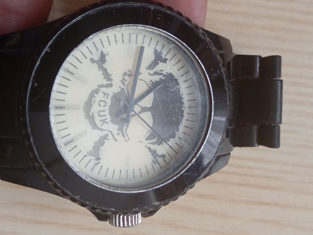 Fcuk hologram skull (Category: Men's Watches) located in Las Pinas. Submitted by quick_deals_great_finds2 (Listing ID 1468298743, Image 2). Description: Original good working condition Quartz with battery 42mm large fits wrist 6.8 inches.