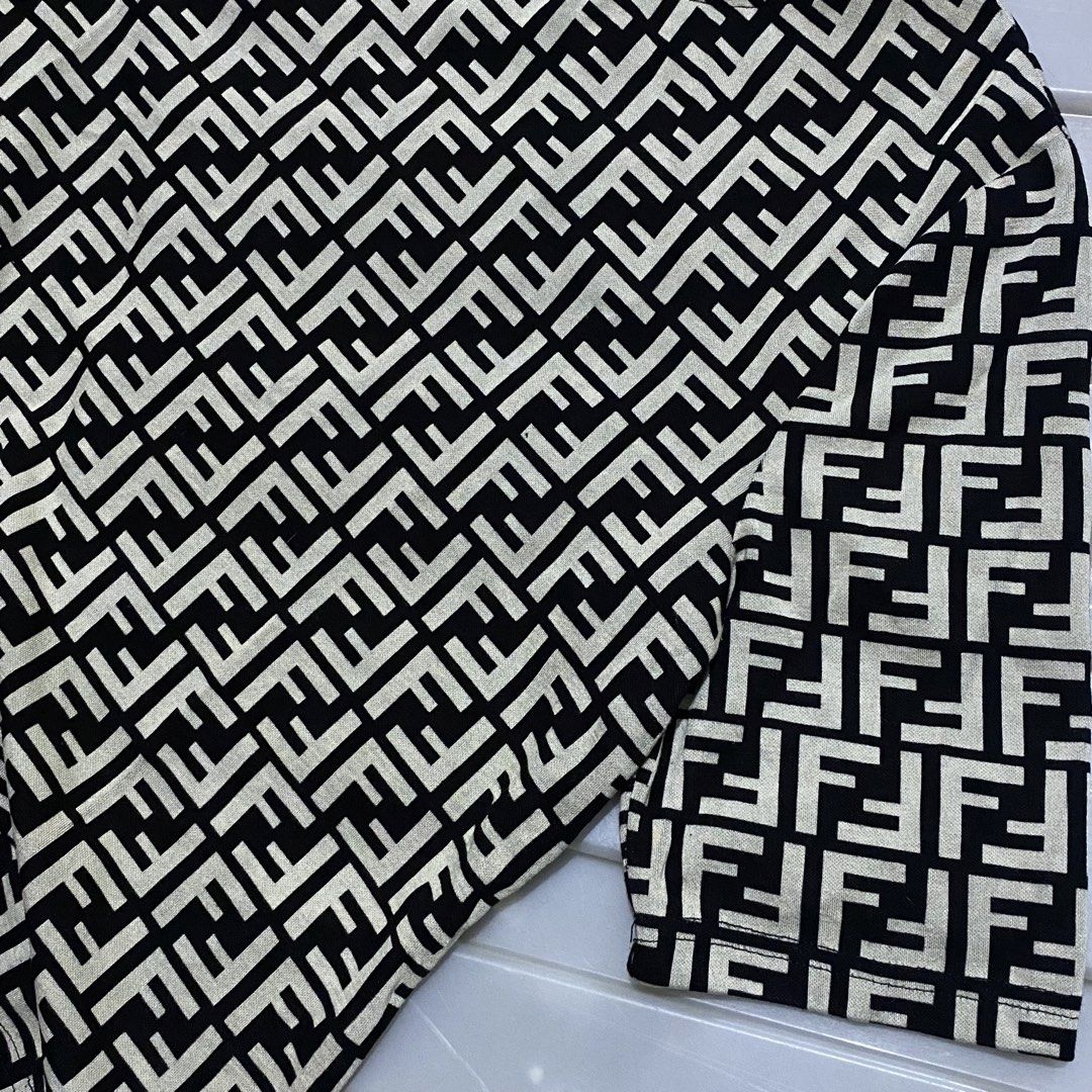 Fendi AOP (Category: Shirts) located in Mabalacat. Submitted by stellargarments (Listing ID 1468352731, Image 3). Description: Length : 22 Width : 20 Condition : 9.5/10 MALAMBOT STRETCHY COLOR GANDA LOGOS & TELA COMFY NG TELA MAKINISPA MISMONG TELA NA YUNG LOGOS SUPER NICE & KINIS! VERY COMFY & SMOOTH ON SKIN CUT TAGS ONLY NEED WASH NO MAJOR STAIN FRESH FROM BALE.