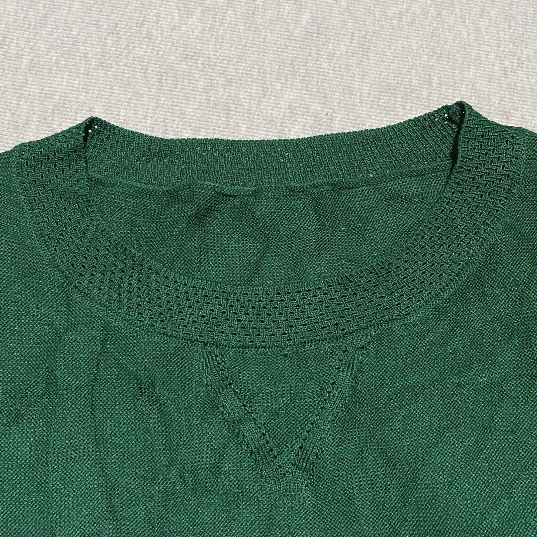 Fendi Knitted (Category: Shirts) located in Mabalacat. Submitted by stellargarments (Listing ID 1468351317, Image 3). Description: Length : 24 Width : 21 (pwede stretch hanggang 23) Condition : 9/10 medjo lukot pa kaya hindi majustify quality Mismong tela yung FF logos very comfy & smooth on skin need wash no major stain fresh from bale.