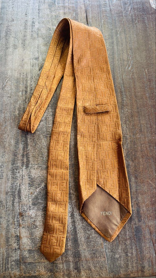 fendi tie (Category: Announcements) located in Siquijor. Submitted by trashy84 (Listing ID 1468314476, Image 1). Description: .
