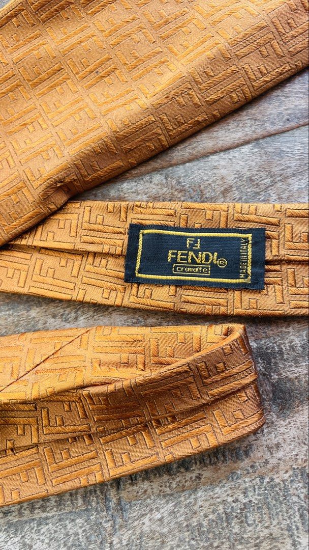 fendi tie (Category: Announcements) located in Siquijor. Submitted by trashy84 (Listing ID 1468314476, Image 3). Description: .