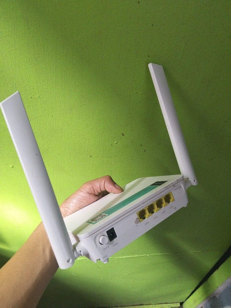Fiber internet unli WiFi converge (Category: Networking) located in Paranaque City. Submitted by raymund.redoquirio (Listing ID 1468327265, Image 3). Description: sa mga gusto mag pa install ng fiber internet sa bahay nyo ito mayroon tau 1,599 kada buwan mayroon tau 400 mbps at mayroon mas affordable 1,349 kada buwan may 200 mbps unli lahat yan 1 day process po tau payment after ma install na location NCR metro Manila pm nyo ko sa 976 046 0494 if
