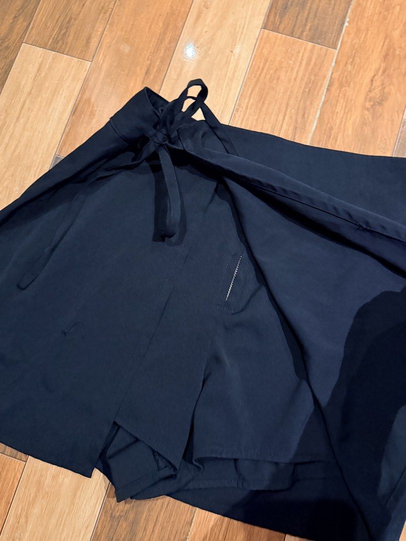 Fifty Percent Black Wrap Skorts Size L (Category: Skirts) located in Quezon City. Submitted by shopalmostfriday (Listing ID 1468316548, Image 2). Description: - Brand: Fifty Percent - Condition: Brand new with tag attached (Size L) - Color: Black - Has Built in shorts - Fits 28-29 waist .