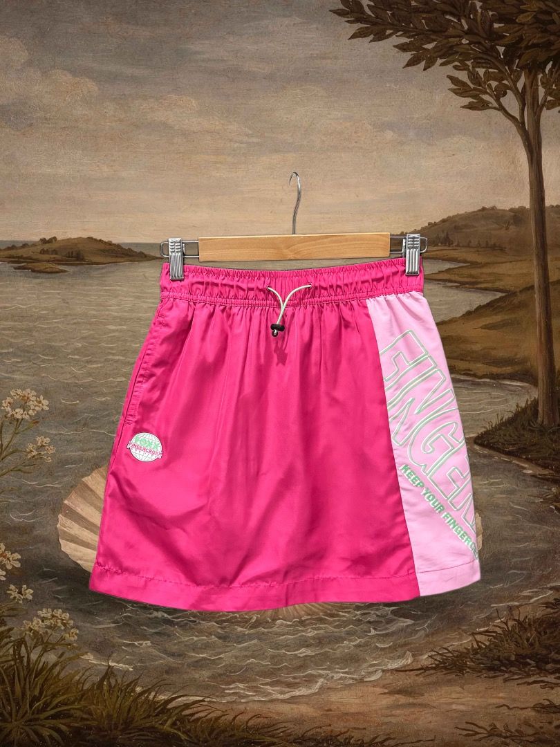 Fingercroxx nylon pink skort (Category: Activewear) located in Dasmarinas. Submitted by thrifteefinds (Listing ID 1468364314, Image 1). Description: Fingercroxx nylon pink skort Size: XS 26WL 15.5L Excellent condition M/Mine: 450 DM: Name | Contact | Address & Brgy Please comment MINE only if you’re 100% sure and ready to pay. No return or exchange .