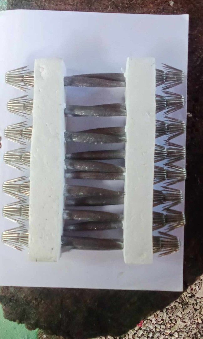 Fishing squid lure /bait (Category: Looking For) located in Jinoba-an. Submitted by 3jstore (Listing ID 1468353602, Image 3). Description: Fishing lure/bait for squid Doble tangkab Luminous New and good condition. Original.