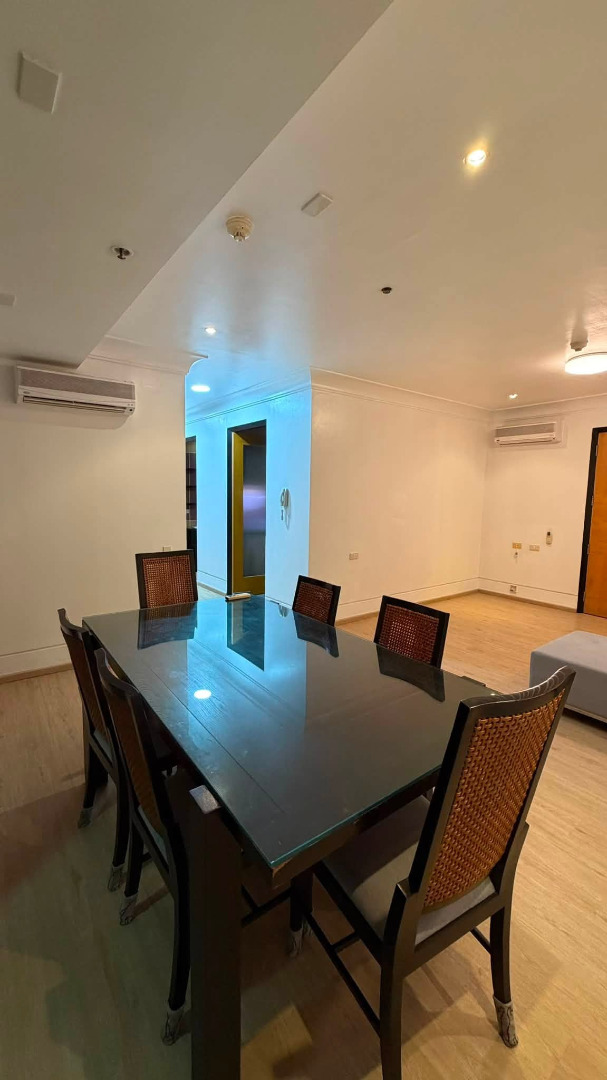 (Category: ) located in . Submitted by realtorrachelle (Listing ID 1468292737, Image 1). Description: .