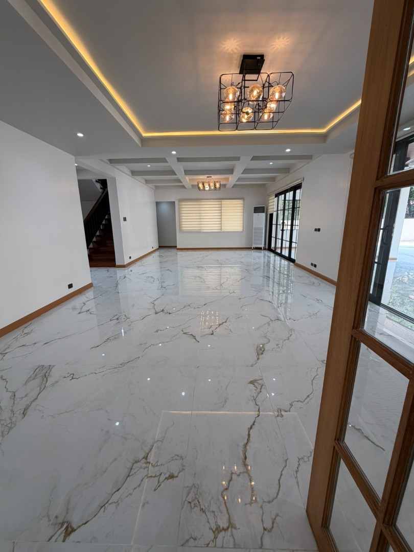 (Category: ) located in . Submitted by luxerealtyph (Listing ID 1468395419, Image 1). Description: .