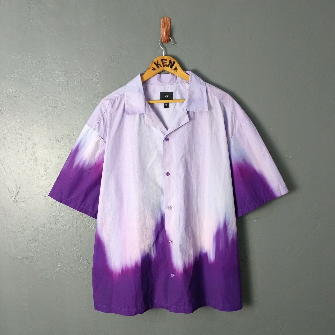 For Men - H&M - Resort Shirt (Category: Tshirts & Polo Shirts ) located in Bacolod City. Submitted by drop.ph (Listing ID 1468402320, Image 1). Description: H&M - Resort Shirt Authentic *Oversized Fit *Size L fits XL - 25.5x29.5 *Excellent *No flaws *Price: 680php *Add SF if outside Bacolod City .