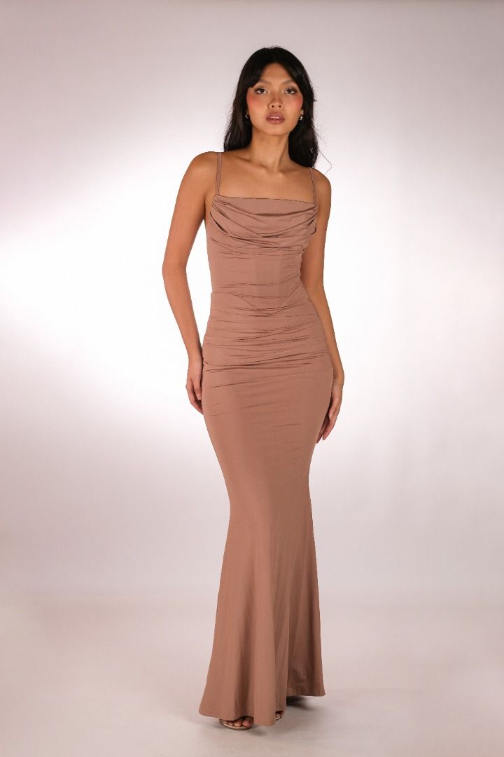 FOR RENT: Custom Ruched Draped Maxi Gown (Pink) (Category: Evening dresses & gowns) located in Quezon City. Submitted by larentamnl (Listing ID 1468302025, Image 1). Description: READ T&C BEFORE RENTING » rental fee: ₱1,800 » refundable security deposit: ₱500 » this is good for 4-day use only. Additional ₱300/day » rates are charged per calendar day, not per 24 hours. » studio fittings by walk-in / appointment | Tue to Sun: 10 AM – 7 PM » for mor