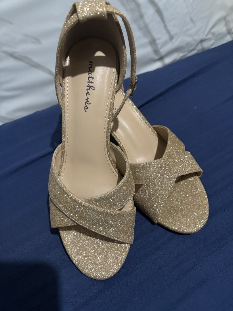 For sale (Category: Sandals) located in Manila. Submitted by marialoreta (Listing ID 1468299241, Image 2). Description: Mattews glitters sandals .