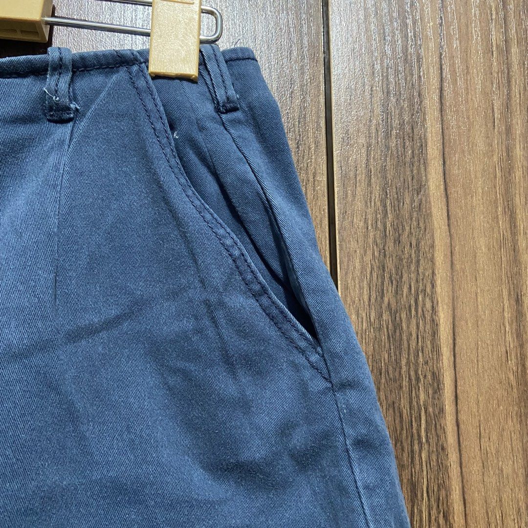 Forever 21 Blue Denim Shorts (Category: Shorts) located in Marikina City. Submitted by jeliie (Listing ID 1468425710, Image 3). Description: No issue high waist.