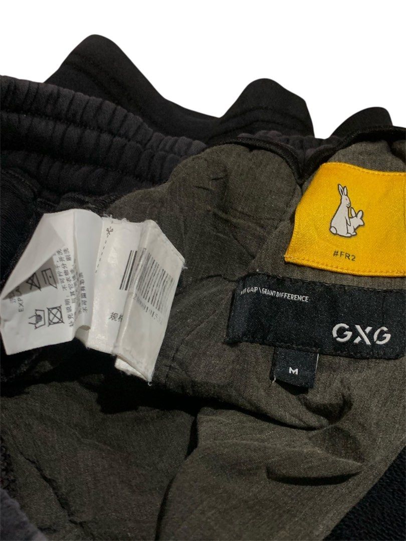 FR2 (Category: Shorts) located in Manila. Submitted by lyf_7hrift (Listing ID 1468372247, Image 3). Description: FR2 Short P450 21L 30W Dimes 9/10 Color Rate Very Good Condition.
