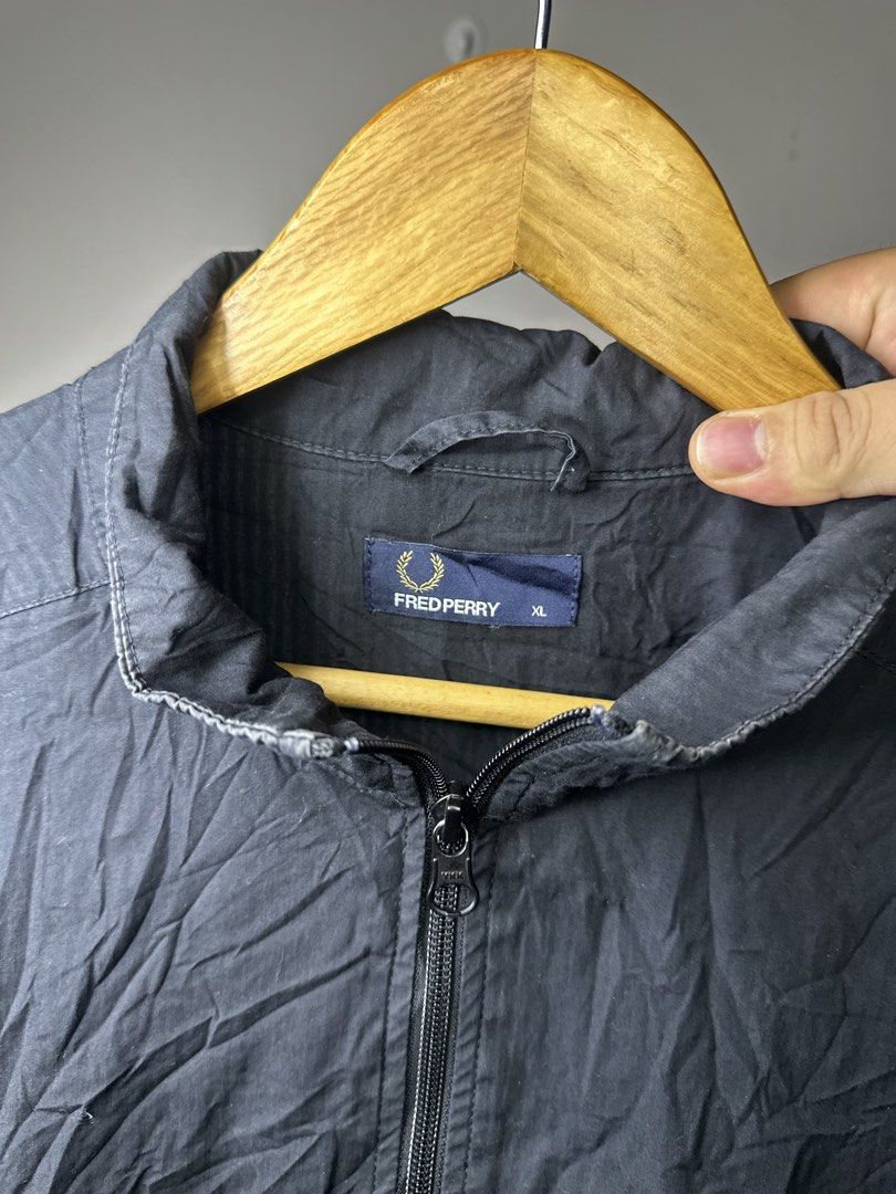 FRED PERRY HARRINGTON (Category: Coats, Jackets and Outerwear) located in Molave. Submitted by thriftmate13 (Listing ID 1468459569, Image 2). Description: .