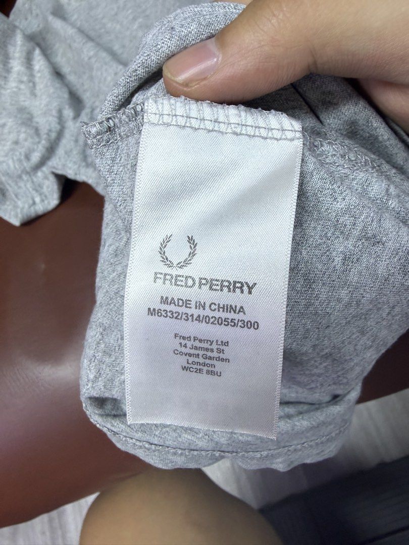 Fred perry tee (Category: Activewear) located in Baguio. Submitted by picksby_mik (Listing ID 1468454237, Image 3). Description: Excellent condition 980 shipped.