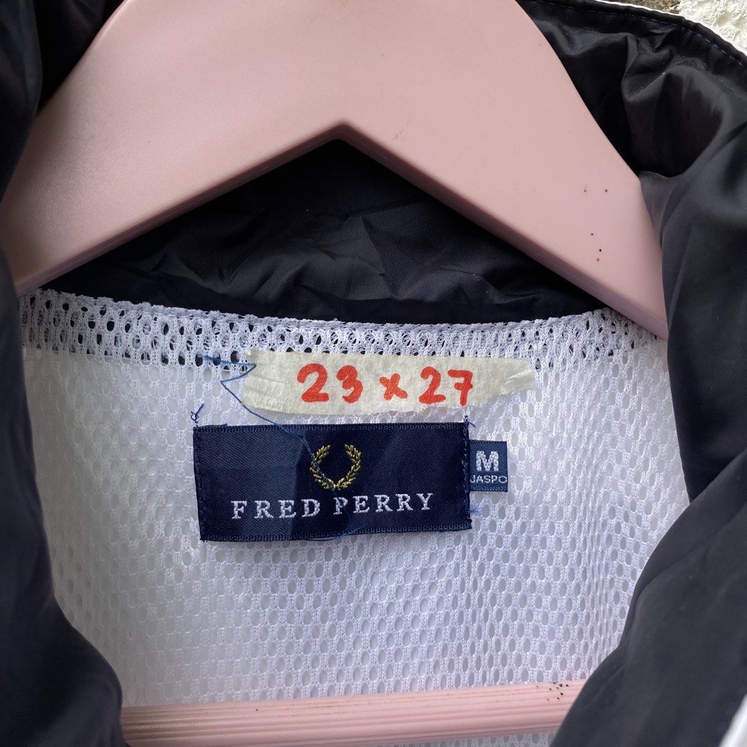 Vintage Fred Perry Windbreaker Packable Jacket (Category: Coats, Jackets and Outerwear) located in Cebu City. Submitted by kklez (Listing ID 1468363437, Image 3). Description: Authentic 23 x 27 Excellent Condition.