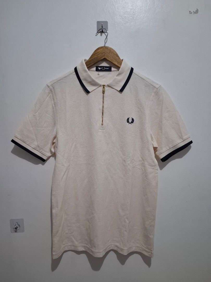 Fredperry size med (Category: Tshirts & Polo Shirts ) located in Tarlac. Submitted by christopher.24 (Listing ID 1468317348, Image 1). Description: excellent condition legit.