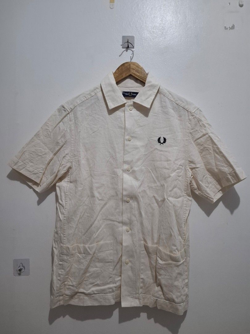 Fredperry small fit med (Category: Tshirts & Polo Shirts ) located in Tarlac. Submitted by christopher.24 (Listing ID 1468317122, Image 1). Description: excellent condition legit.