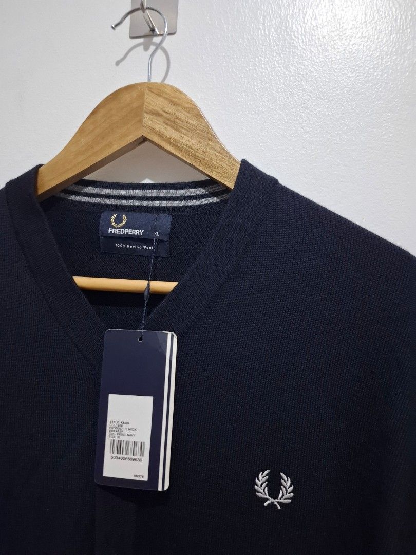 Fredperry wool sweater XL (Category: Coats, Jackets and Outerwear) located in Tarlac. Submitted by christopher.24 (Listing ID 1468321775, Image 3). Description: brandnew legit.