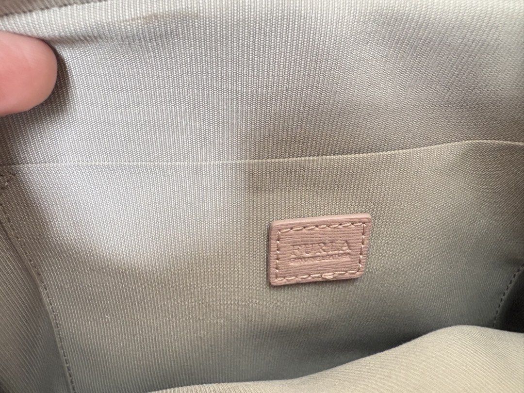 Furla Double Zip Crossbody (Category: Cross-body Bags) located in San Mateo. Submitted by splendidbuys (Listing ID 1468456630, Image 3). Description: Furla Double Zip Crossbody Beige/Nude .