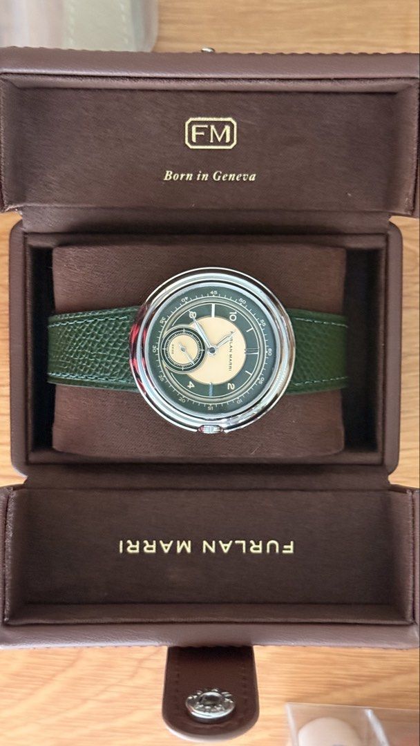 Furlan Marri Green Dial Watch with Box (Category: Women's Watches) located in Manila. Submitted by marixia (Listing ID 1468301728, Image 3). Description: -RFS: Given as a gift but needs fund -no paper -plus 2 brand new straps Brand: Furlan Marri - Dial: Striking green and cream sector dial with small seconds sub-dial - Case & Bezel: Polished silver-tone steel case and bezel with clean crystal - Strap: Textured green leather strap with signed pin 
