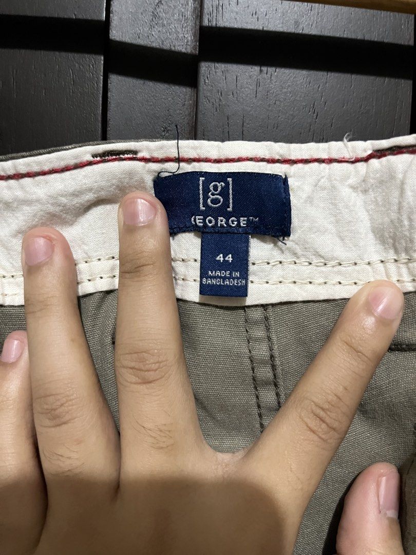 George Camo Six Pocket Utility Shorts (Category: Shorts) located in Santa Cruz. Submitted by wecareaboutthingswedonothave (Listing ID 1468478860, Image 3). Description: Waist - 44 Length - 21.5 Leg Opening - 14 Shipping will be shouldered by the buyer..