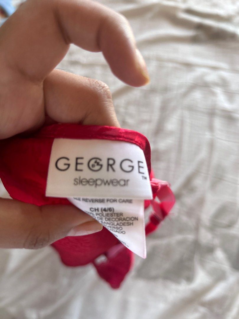 George Red Cami Top (Category: Sleeveless) located in Makati City. Submitted by lilylovesxo (Listing ID 1468385404, Image 2). Description: - medium to large - no when worn .