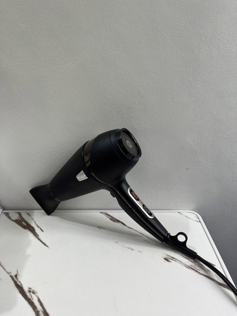 ghd Air Professional Performance Hair Dryer (Category: Hair) located in Bacacay. Submitted by aiksgoods (Listing ID 1468432320, Image 1). Description: .