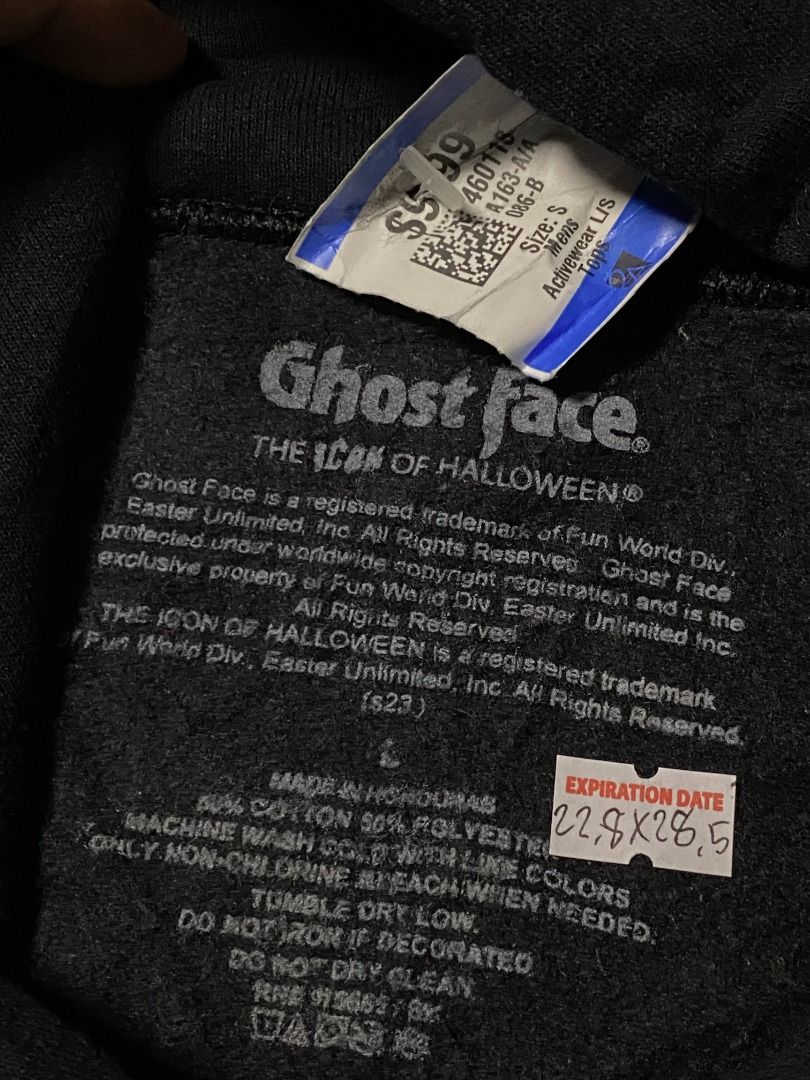 Ghost face | horror hoodie (Category: Hoodies) located in Las Pinas. Submitted by all_details_posted (Listing ID 1468437017, Image 3). Description: no issue can pass as new.