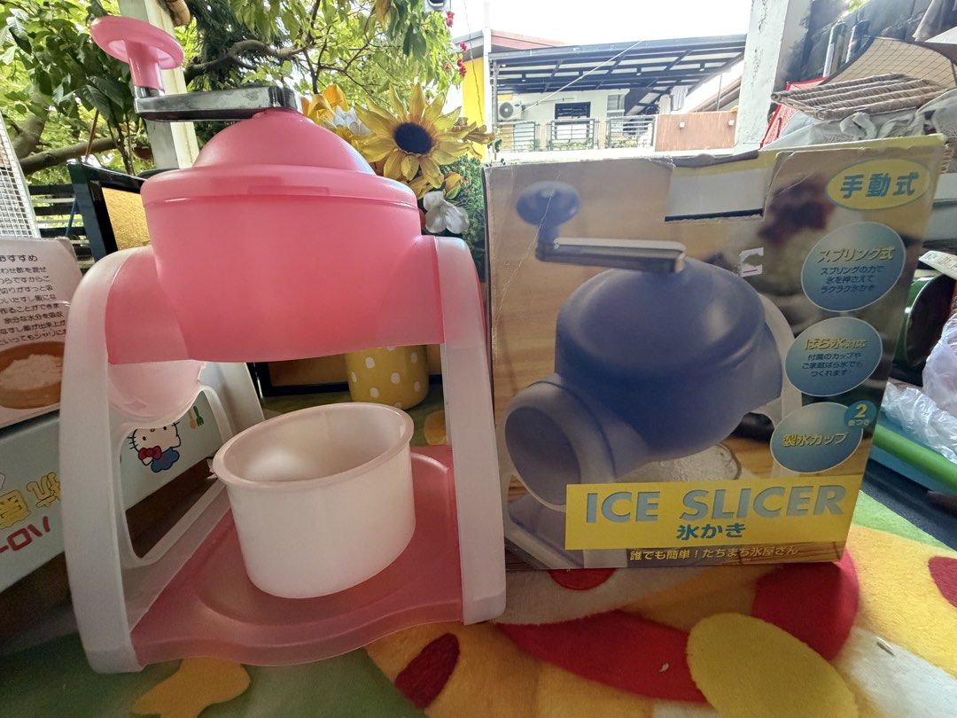 Giftset from Japan surplus! unused (Category: Other Merchandise) located in Santo Tomas. Submitted by rufon.joy42 (Listing ID 1468392693, Image 2). Description: Giftset from japan surplus.