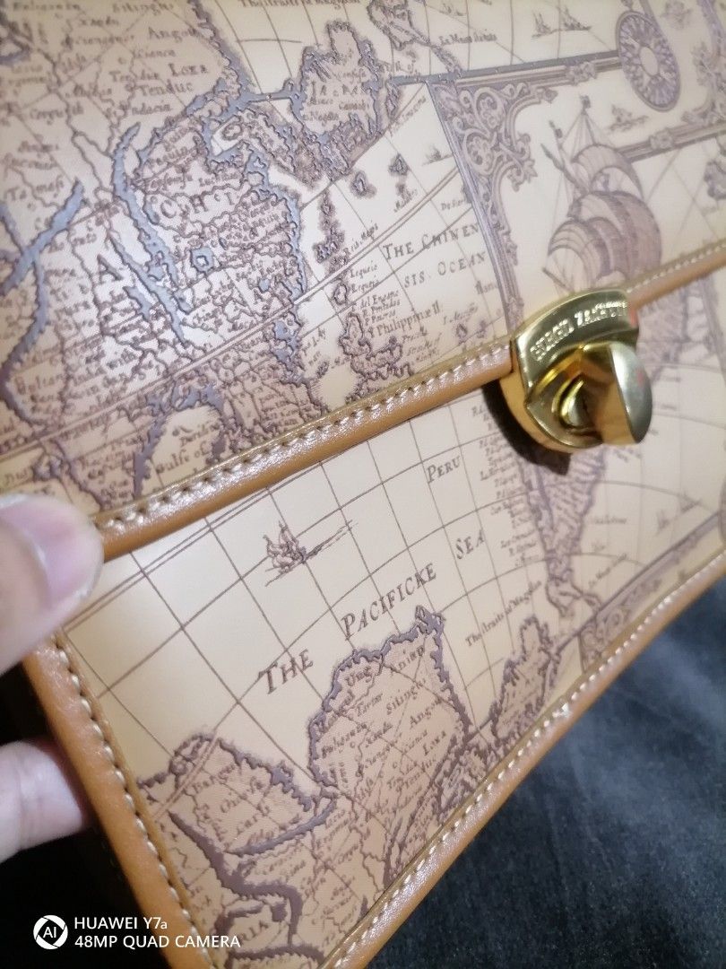 GIORGIO ZANETTI (Category: Belt bags, Clutches and Pouches) located in Naga. Submitted by mrwisethrifter (Listing ID 1468343105, Image 3). Description: .