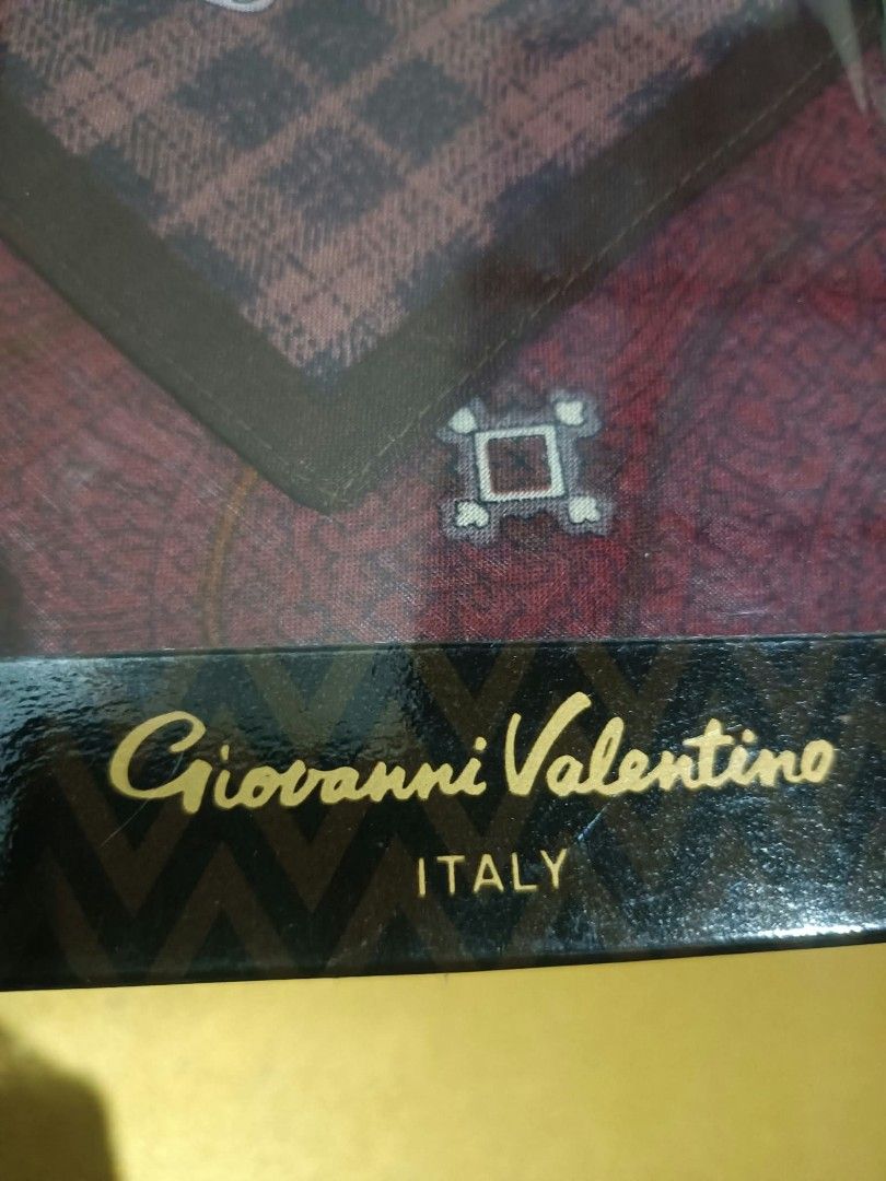 Giovanni Valentino Handkerchief (Category: Handkerchief & Pocket Squares) located in Davao. Submitted by lotispreloved (Listing ID 1468475995, Image 3). Description: .