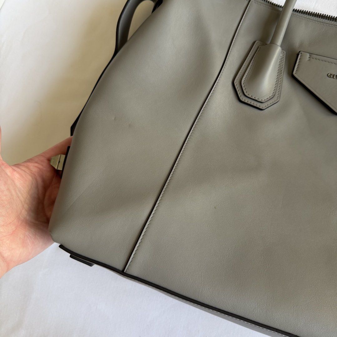 Givenchy Antigona Soft Large (Category: Luxury Bags & Wallets) located in Manila. Submitted by usetheoxfordcomma (Listing ID 1468424189, Image 3). Description: A few marks here and there on the leather, please see photos Includes dust bag and strap.